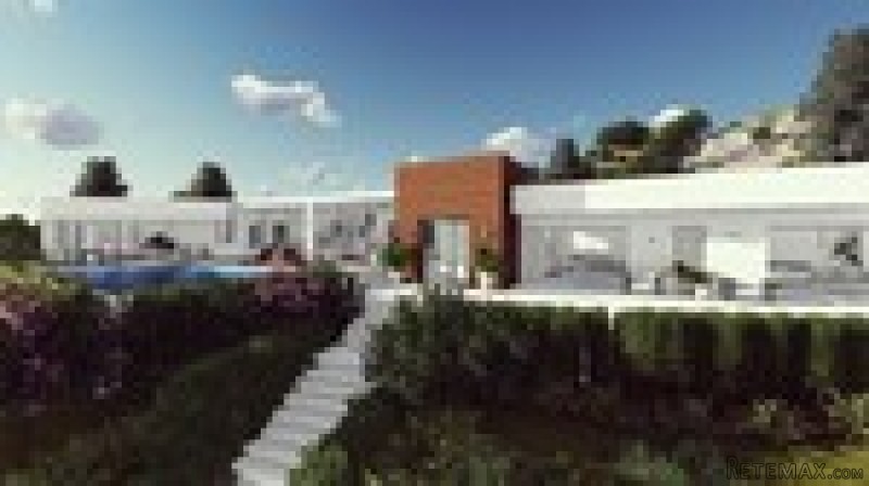 4 Bedrooms - Villa - Malaga - For Sale