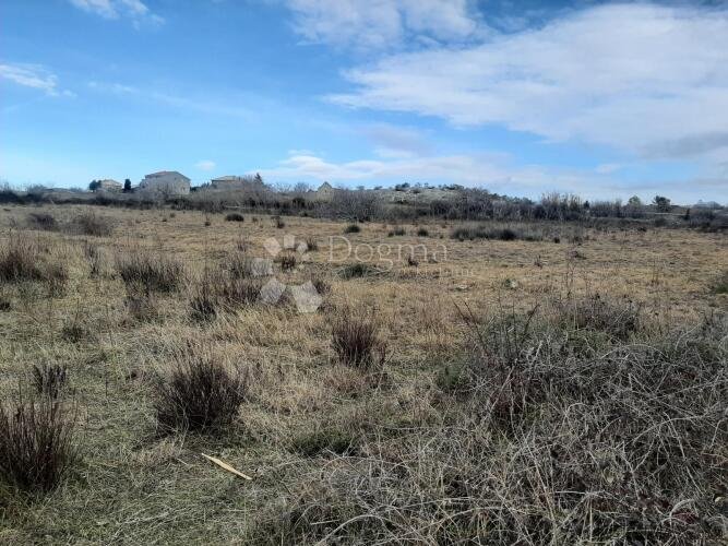 Građevinsko zemljište sa predivnim pogledom - 2