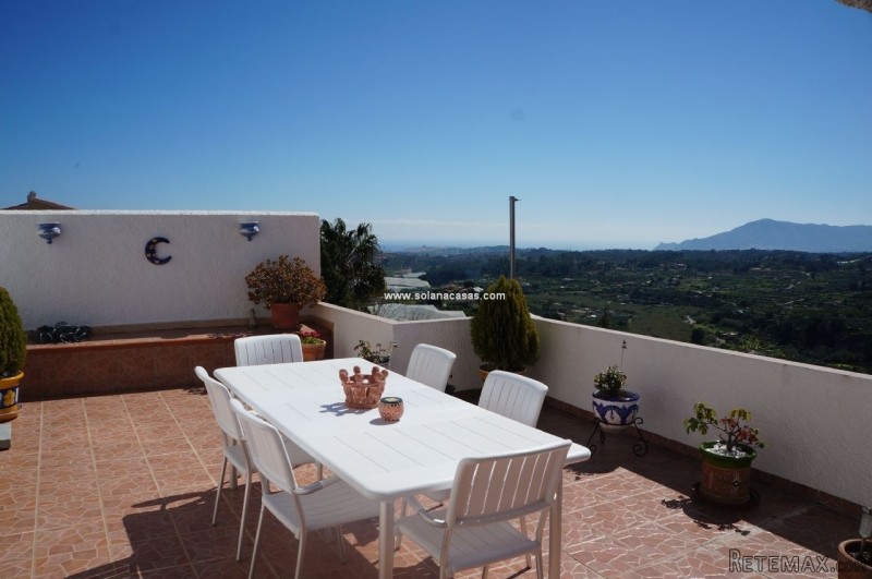 Villa - A beautifully appointed family..