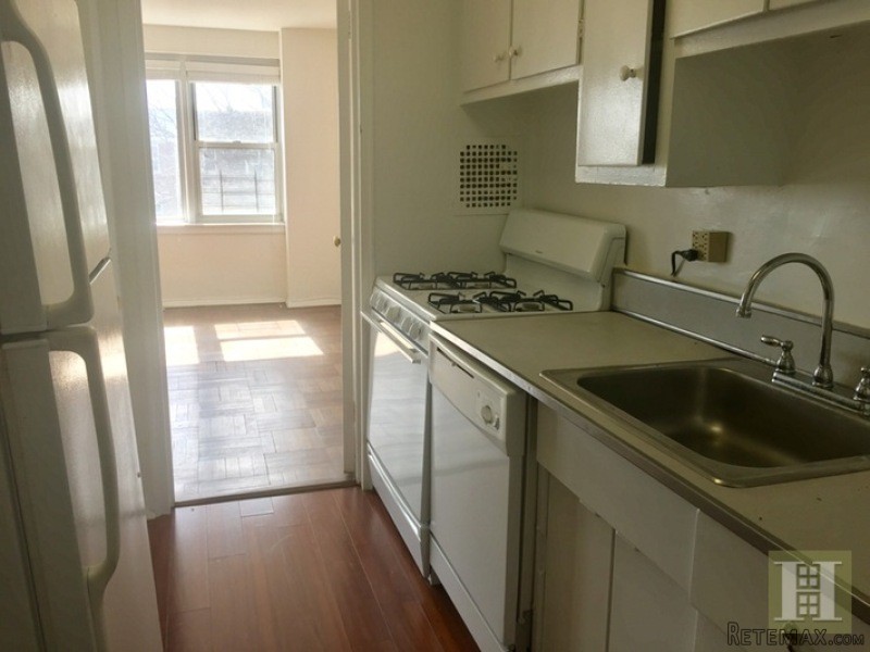 3 bedroom Apartment For Sale: YOUR.. - 2