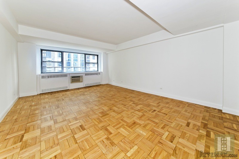 1 bedroom Apartment For Sale: 110 EAST.. - 2