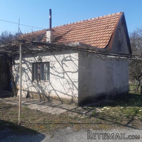 Kuća sa okućnicom i zemljištem u Oštarijama - 2