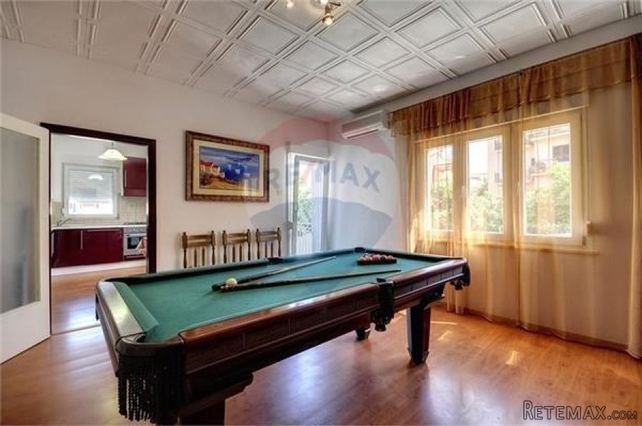 Istra,Banjole, kuća s apartmanima i pogledom na more - 3