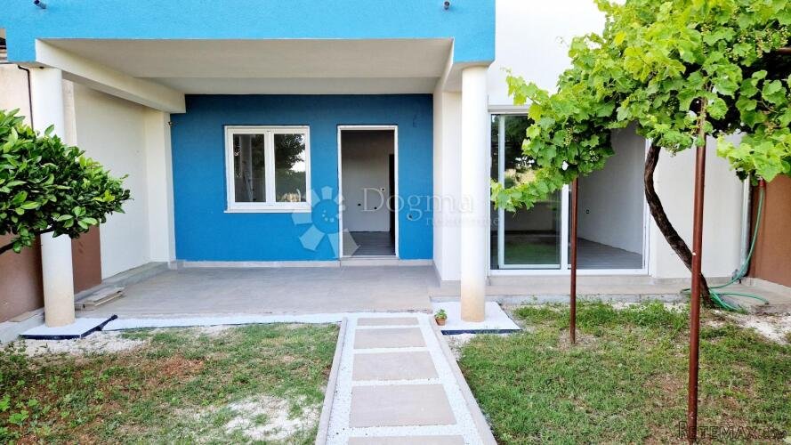 Stan s terasom i najljepšim pogledom u Puli - 3