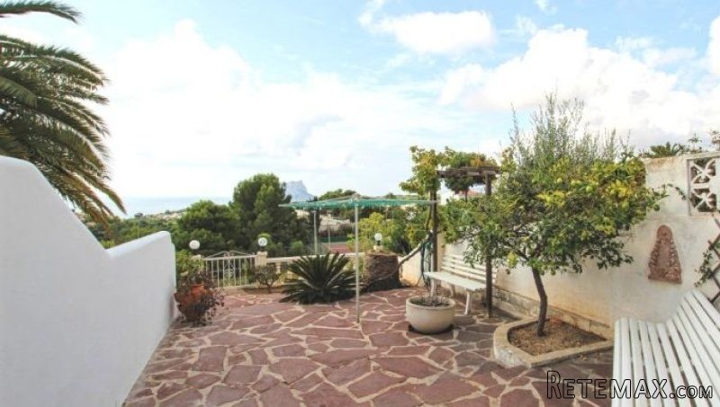 1 Bedroom 1 Bathroom Sea view golf..