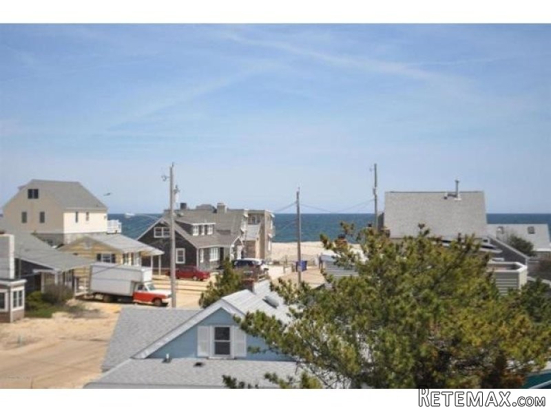 2 bedroom Property For Sale: 117.. - 2