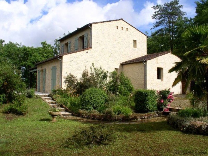 Villa Set Close To Beynac With Land.. - 2
