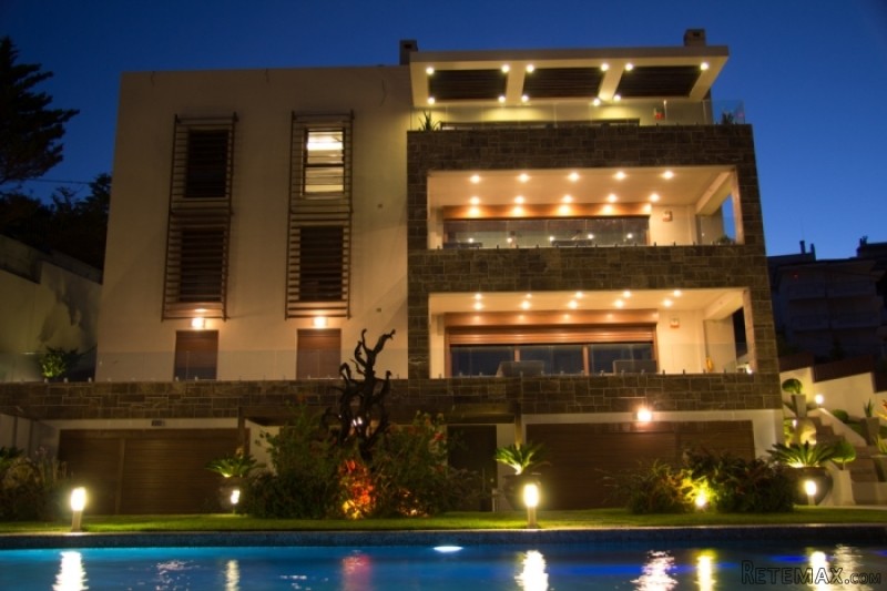 3 bedroom Block of Apartments For Sale:..