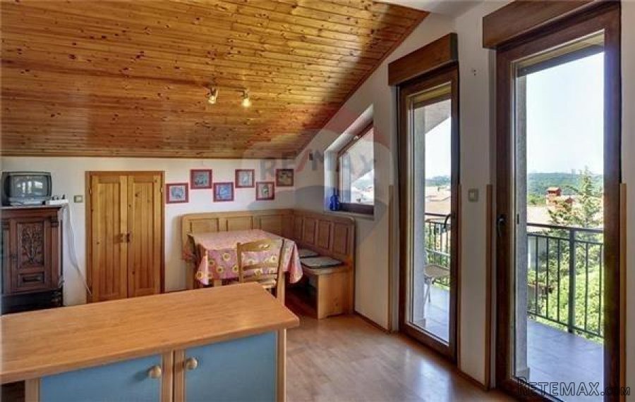 Istra,Banjole, kuća s apartmanima i pogledom na more - 7