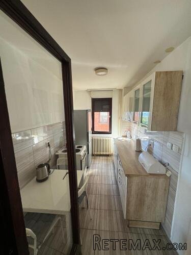 Prelep stan Vidikovac,85m2,uknjizen - 8