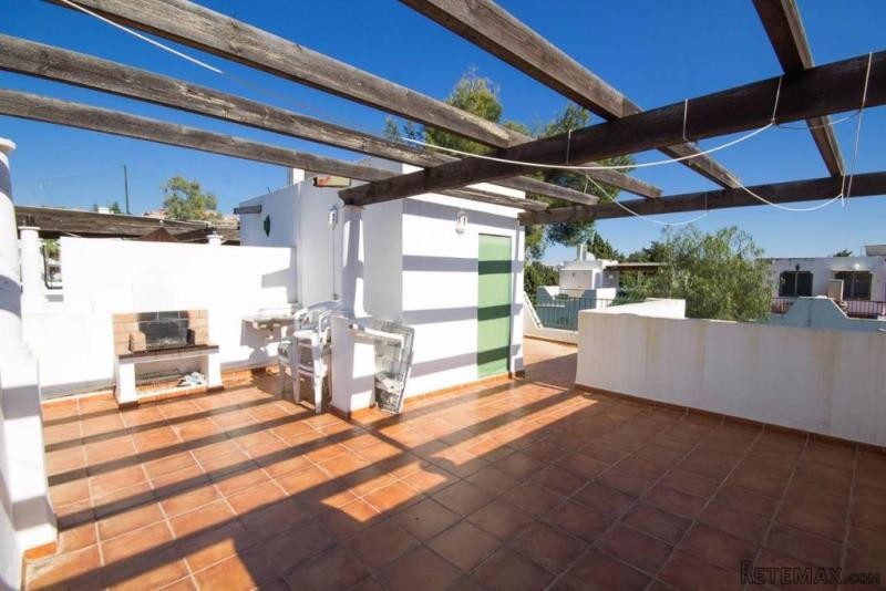 3 bedroom town house for sale - 2