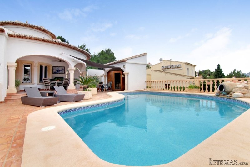 Superb Mellini Colonial Style Villa - 2