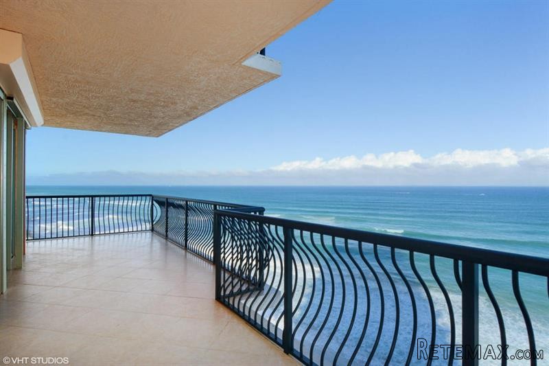 3 bedroom Residence For Sale: Singer..