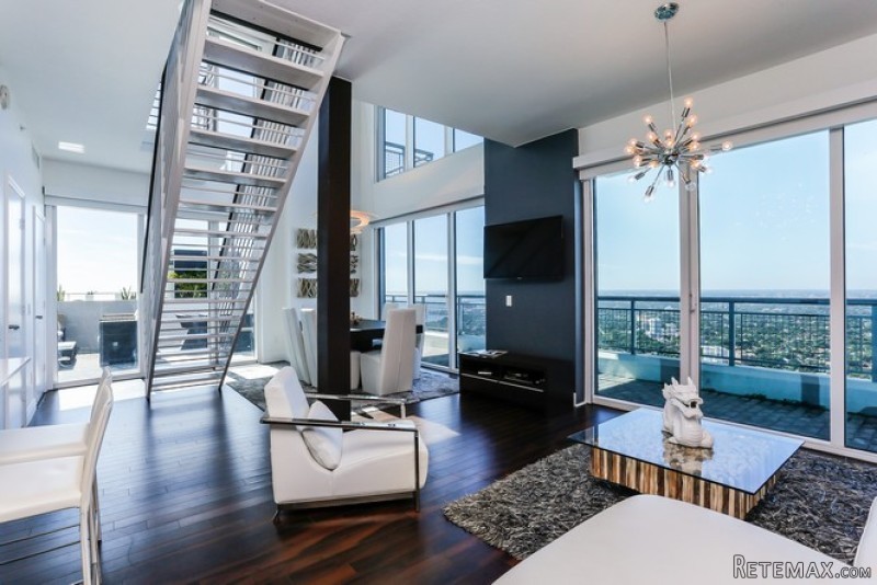 2 bedroom Flat For Sale: 60 SW 13th St.. - 2