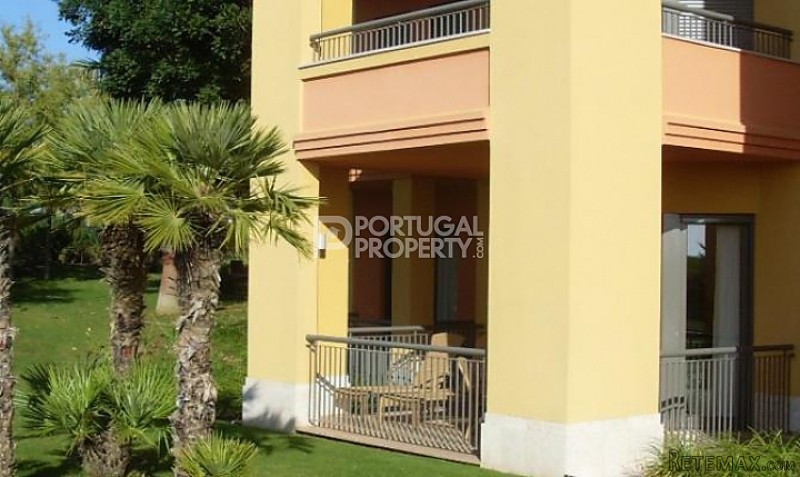 Luxury Apartment Overlooking Golf Course - 2