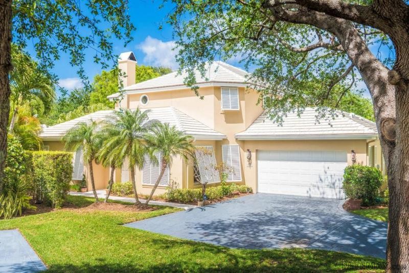 2671 Cypress Island Dr, Palm Beach..