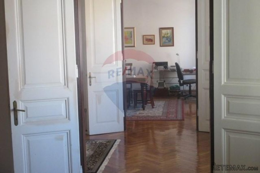 RIJEKA - CENTAR - UZ MORE - STAN 117 m2 - 6