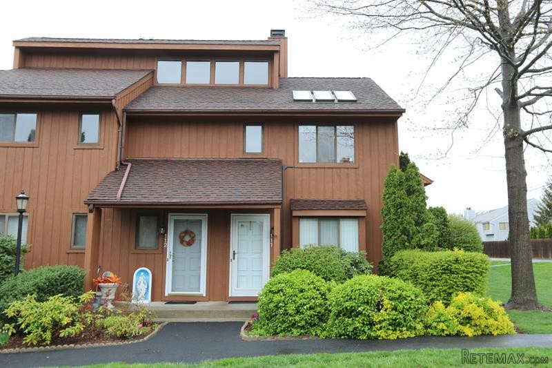 1 bedroom House For Sale: 112 Panorama..