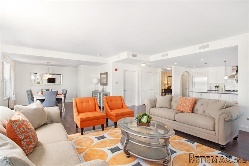2 bedroom House For Sale: 10 Byron.. - 2
