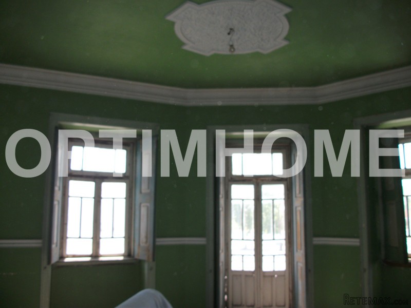 4 Bedrooms Flat For Sale - Santarem