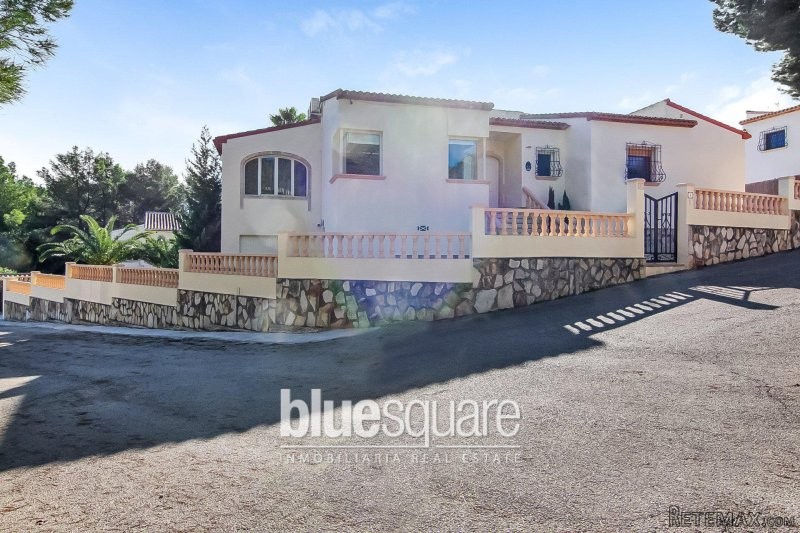 Beautiful 4 Bedroom villa