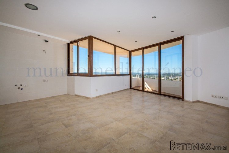 Brand new construction of two apartments & double garage.. - 4