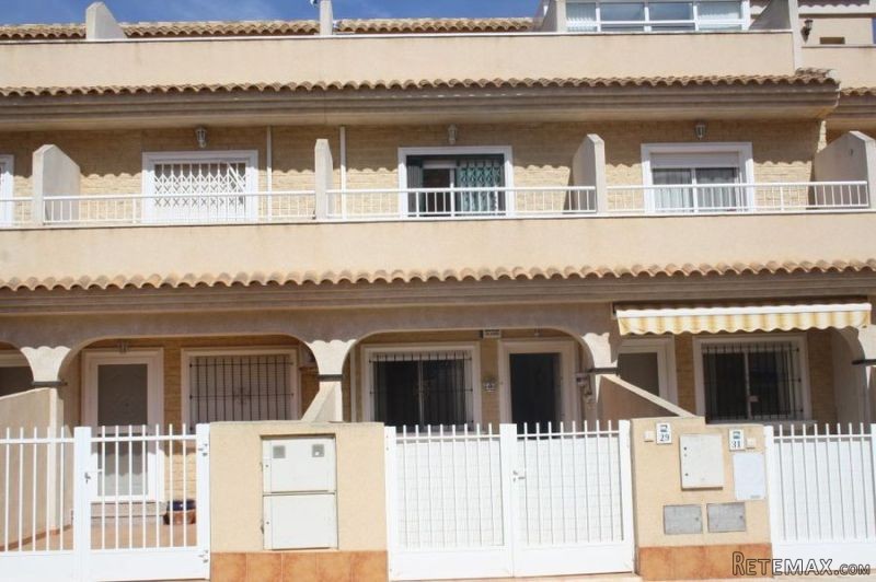 Duplex for sale in Los Nietos