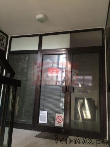 Agencijska oznaka lokala je 9106011, Novi Sad, Centar.. - 2