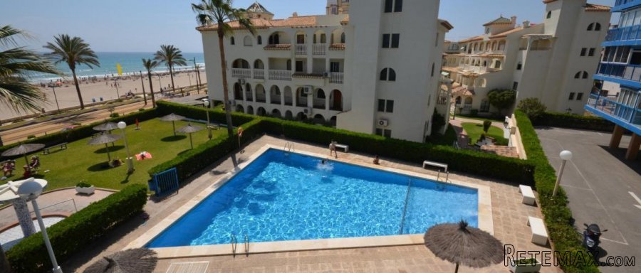Apartment on the beachfront, with a terrace overlooking..