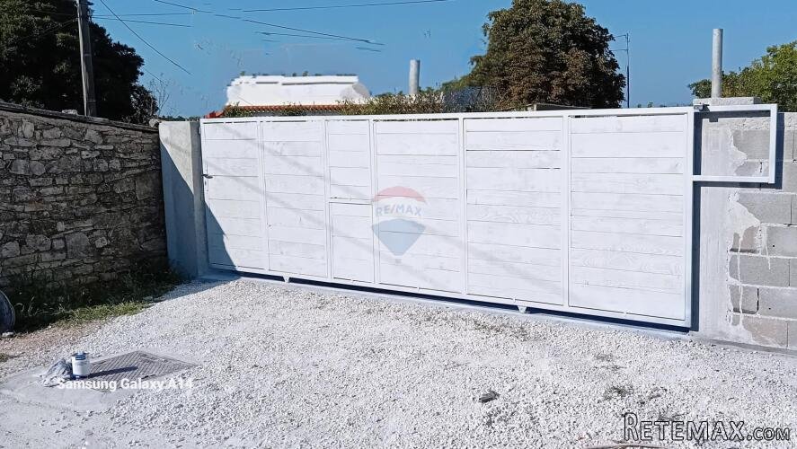 Istra, Svetvinčenat - zemljište s građevinskom dozvolom i pr - 2