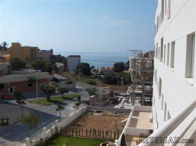 Two bedroom apartment in a new block of flats. Located in.. - 2