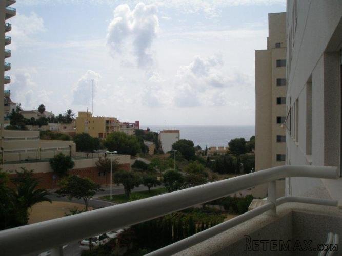 Two bedroom apartment in a new block of flats. Located in.. - 4