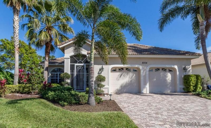 8804 First Tee Rd, Port Saint Lucie, FL..