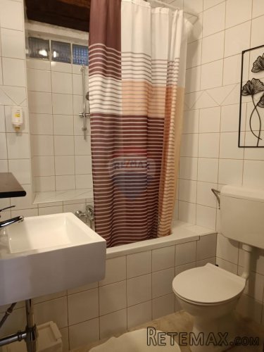 Rovinj, Centar, uhodani poslovni prostor sa sedam jedinica - 8