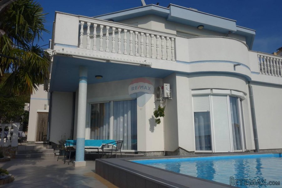 CRIKVENICA, Vila s bazenom, apartmanima i panoramskim pogled - 3