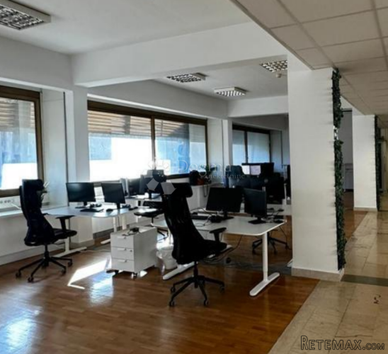 Novouređen uredski prostor u Splitu ! - 3