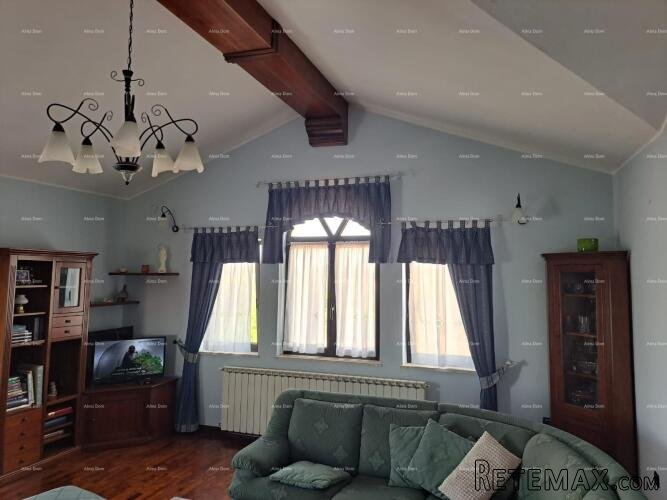 Prodaje se kuća u Umagu - 3