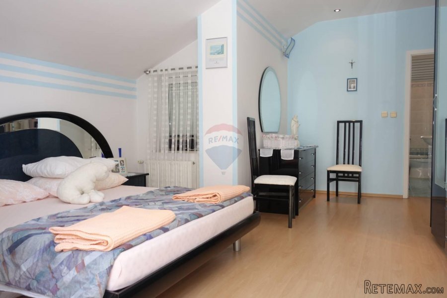 CRIKVENICA, Vila s bazenom, apartmanima i panoramskim pogled - 6