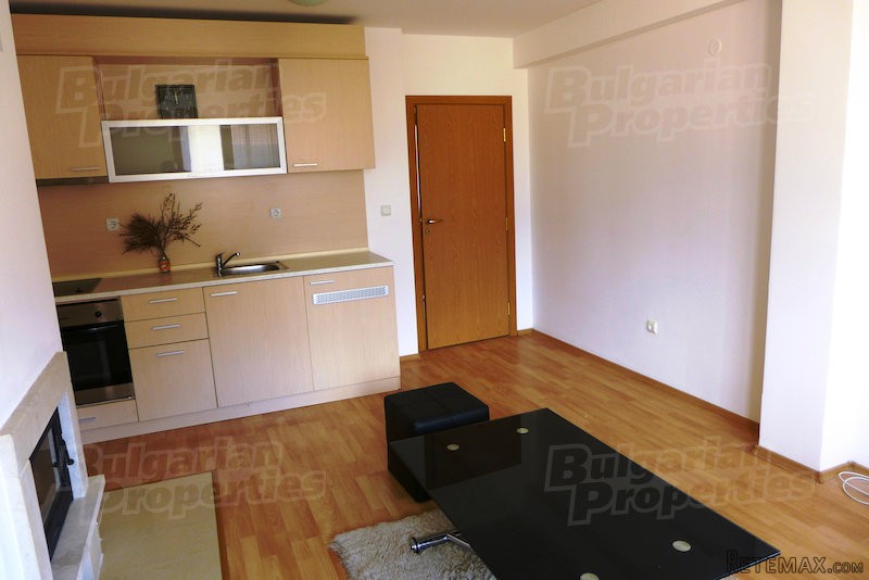 Comfortable Home With Quiet Location.. - 2