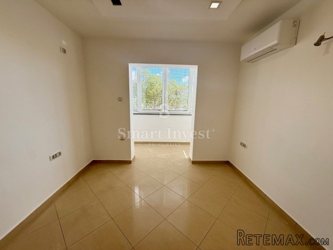 POBRI - MIHOTIĆI, poslovni prostor od 40 m2 za najam - 2