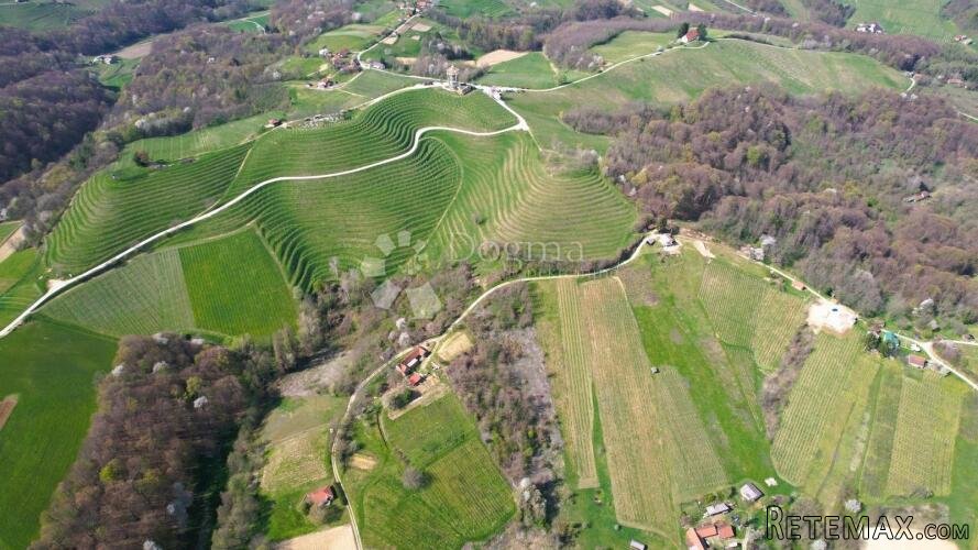 Vrijedna parcela u najljepšem dijelu Štrigove - idealno za t - 2