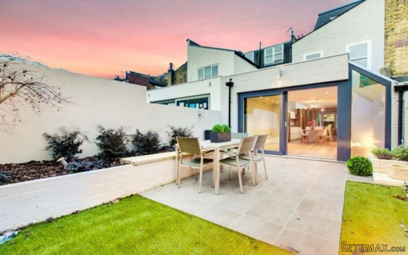 Majestic Family Home