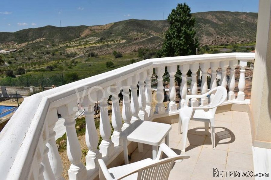 NEW & EXCLUSIVE TO VOSS HOMES - A beautifully presented &.. - 13