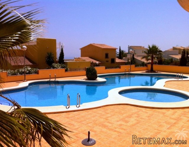 Two bedroom bungalow built in 2000 on a flat plot in Cumbre.. - 3