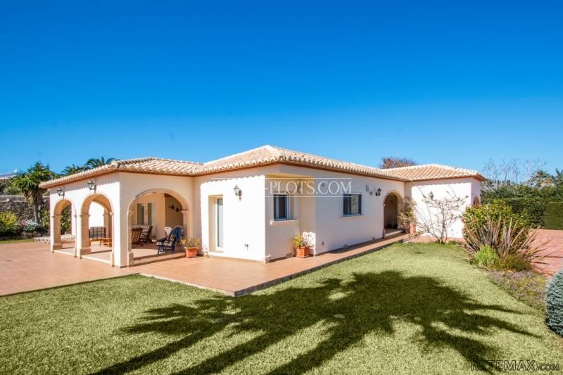 3 Bedroom Villa In Javea