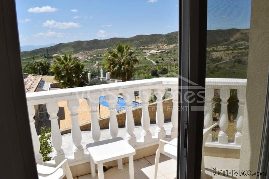NEW & EXCLUSIVE TO VOSS HOMES - A beautifully presented &.. - 14