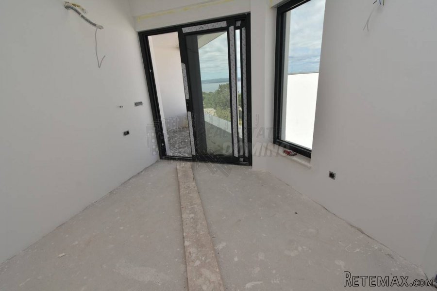 Novogradnja, Punat - apartman s okućnicom i bazenom! - 15