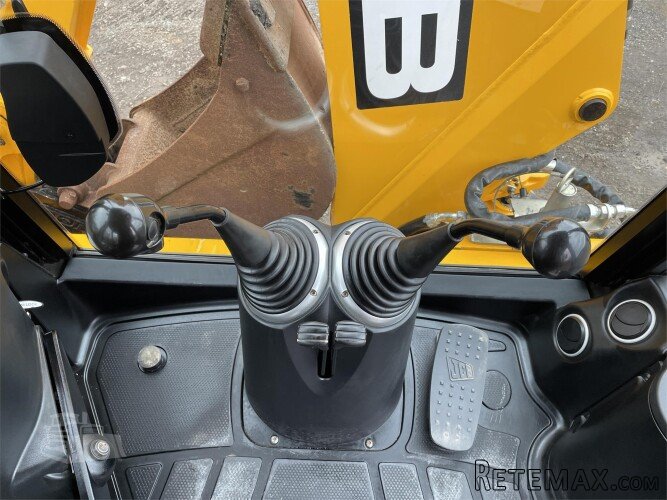 2020 JCB 3CX Contractor Pro - 17