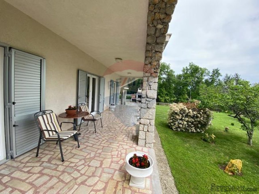 IKA - Obiteljska kuća 390m2 - 6