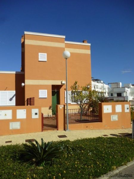 3 Bedrooms - Town House - Malaga - For..